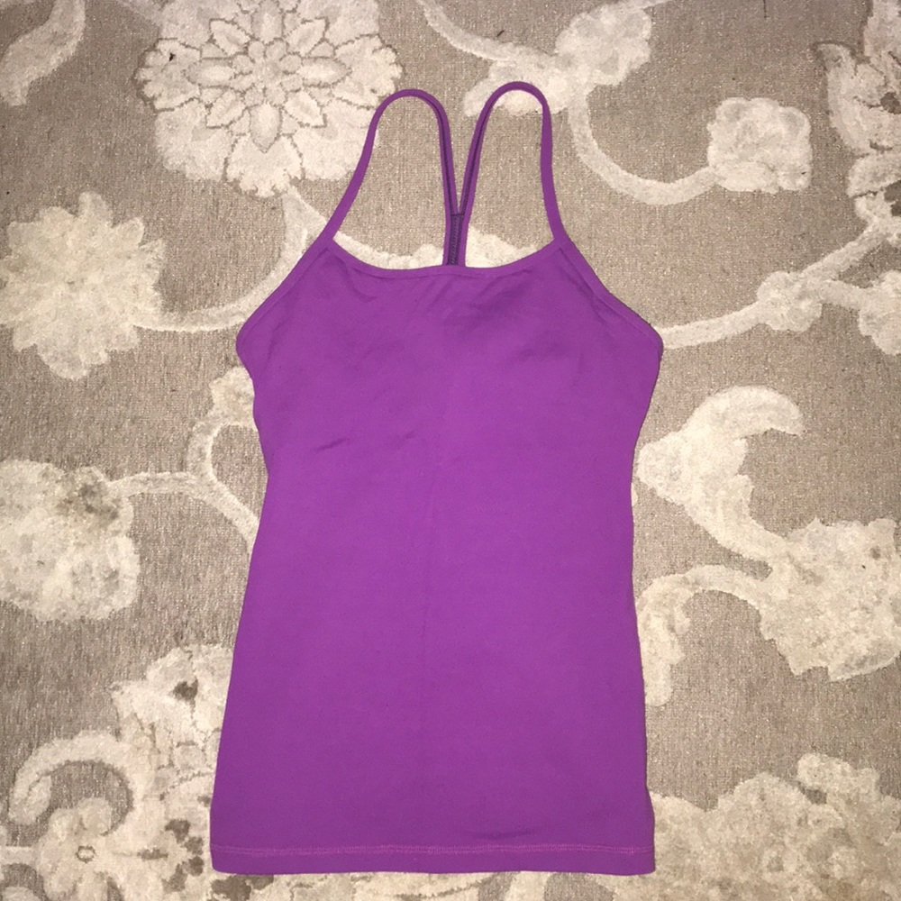 Lululemon racerback top w/ built in bra